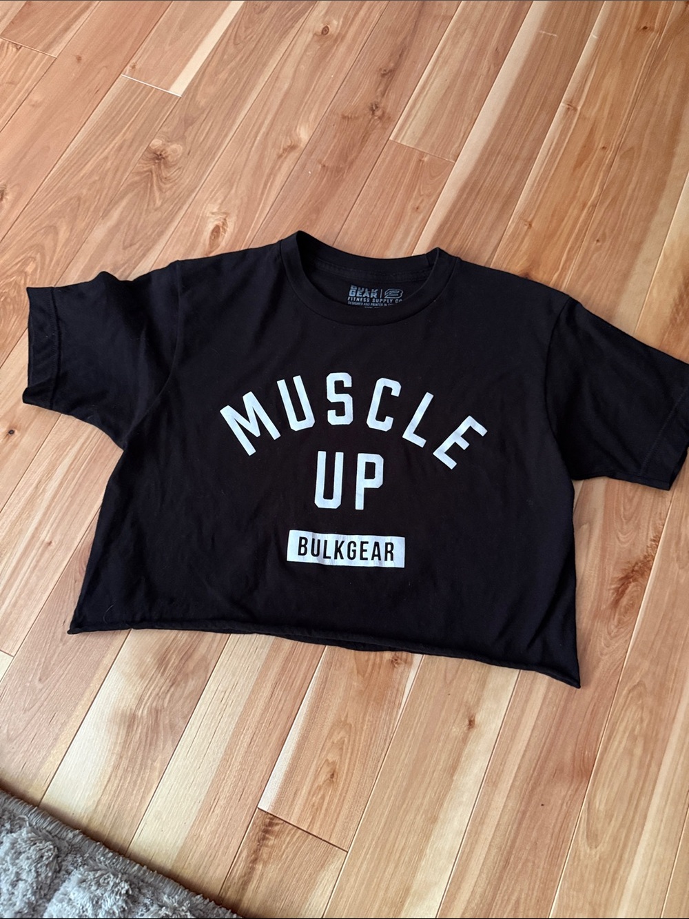 Black 'Muscle Up' Cropped Tee